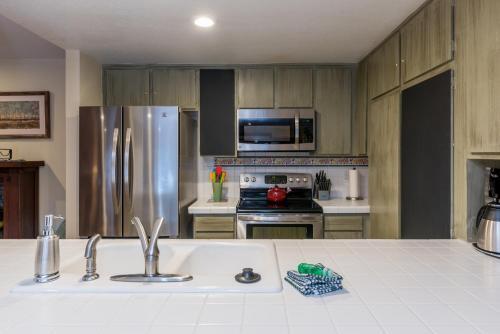 Snowcreek Delight With Sun Valley Amenities