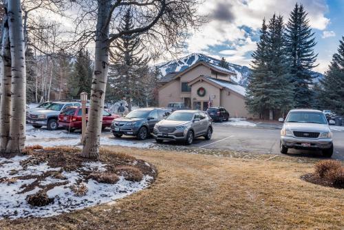 Snowcreek Delight With Sun Valley Amenities