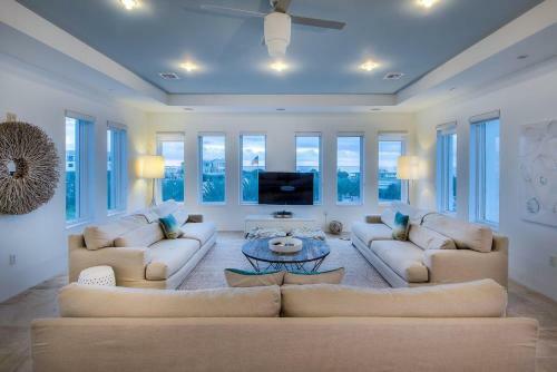 Exhale - 45 Central Square B-2 By Dune Vacation Rentals
