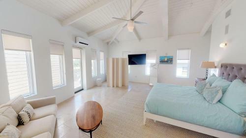 Exhale - 45 Central Square B-2 By Dune Vacation Rentals