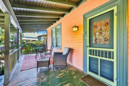 Charming Myrtle Bungalow