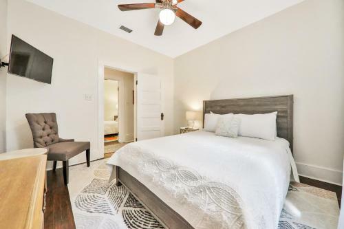 Charming Myrtle Bungalow