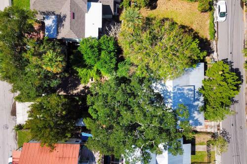Charming Myrtle Bungalow