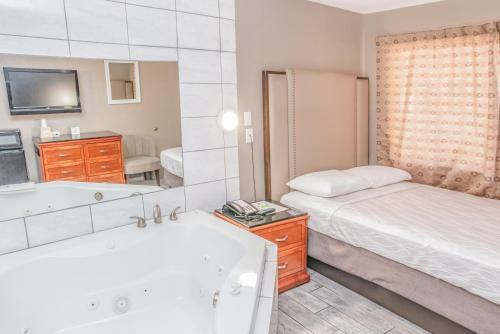 Hotel Budgetel Inn & Suites