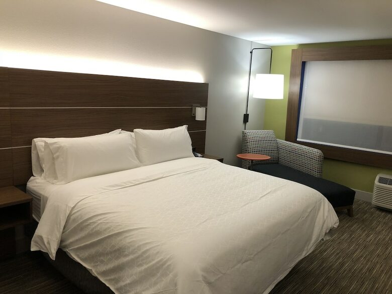 Hotel Holiday Inn Express & Suites Racine