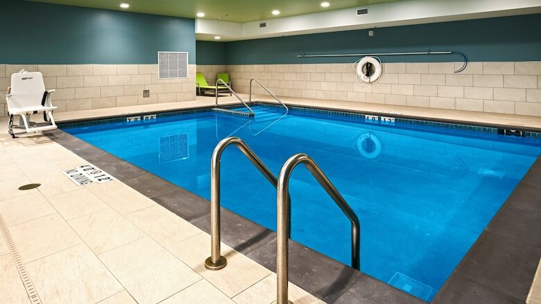 Hotel Holiday Inn Express & Suites Racine