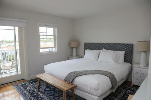 Hotel The Sea Breeze Inn