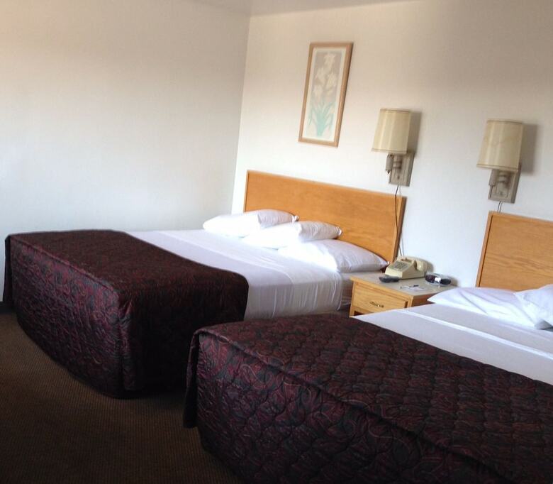 Motel Rodeway Inn & Suites