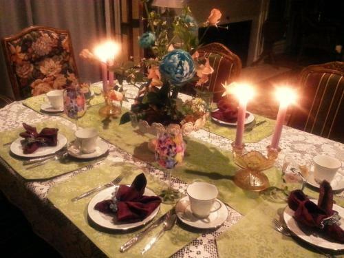 Festive West Bed & Breakfest