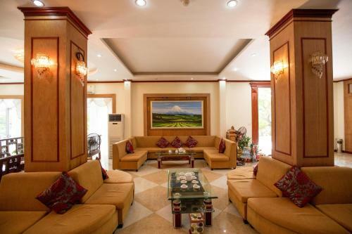 Thanh Lich Hotel