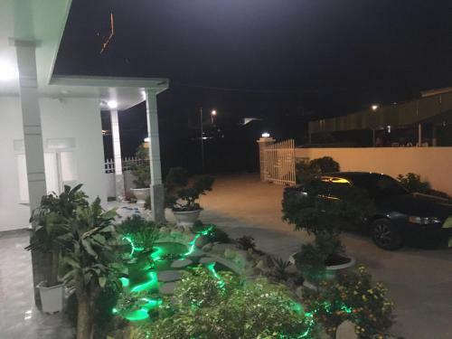 Hotel White House