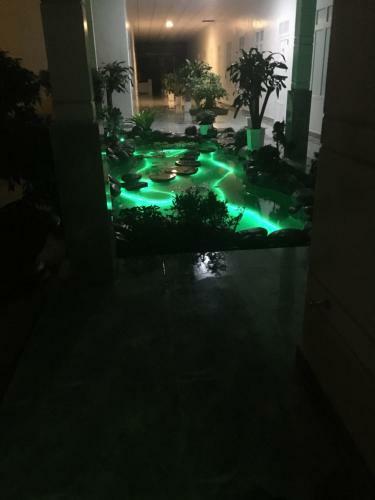 Hotel White House