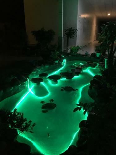 Hotel White House