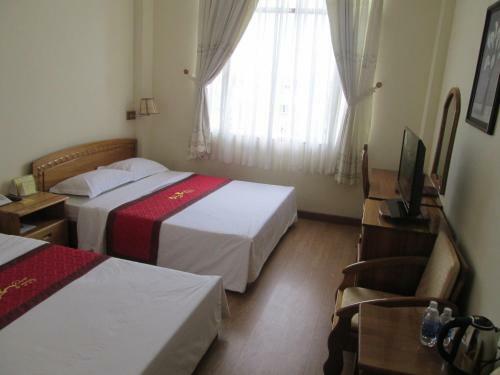 Hotel C?m Kh�ch S?n ?�ng Xuy�n