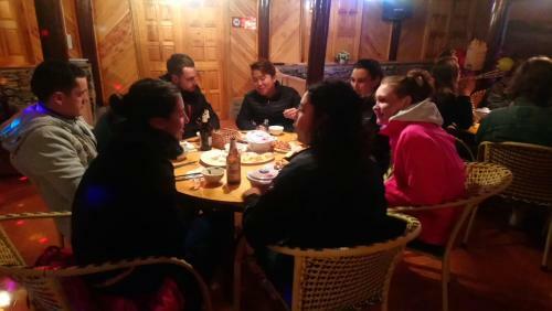Sister's Homestay And Bar