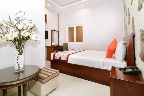 Long Bao Chau Hotel