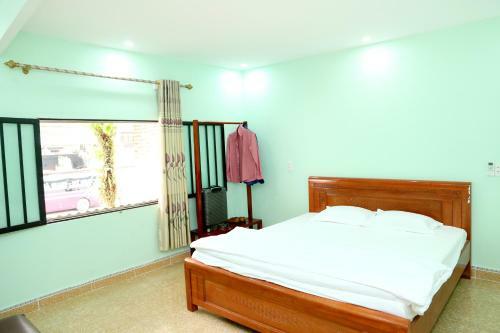 Giang Son Hostel