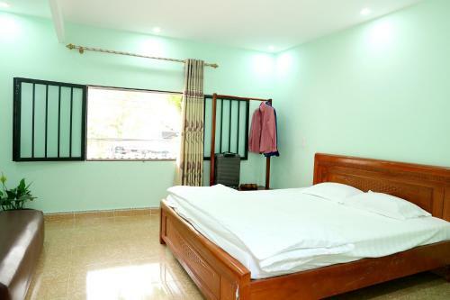 Giang Son Hostel