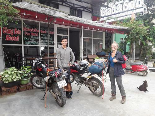 Giang Son Hostel