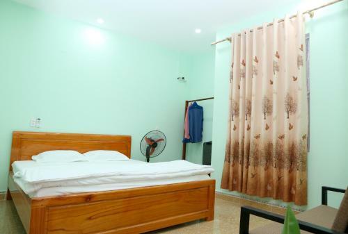 Giang Son Hostel