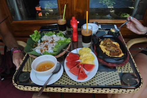 Ninh Binh Mountain Views Homestay