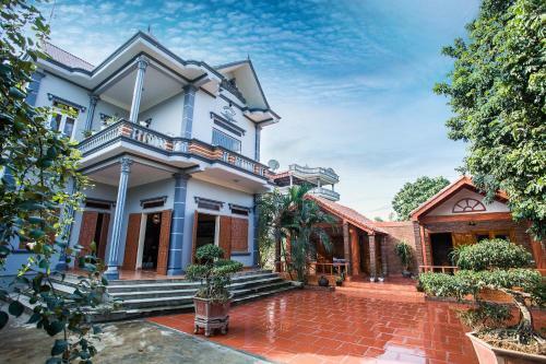 Ninh Binh Mountain Views Homestay