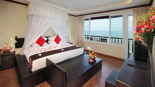 Hotel Rock Water Bay