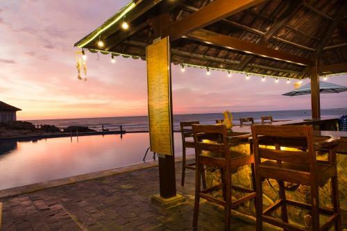 Hotel Rock Water Bay