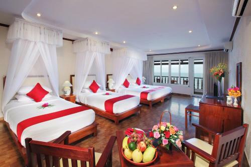 Hotel Rock Water Bay