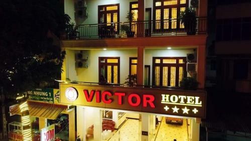 Hostal Victor Hotel