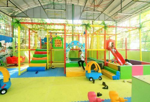 Hotel Phu Ninh Lake Resort