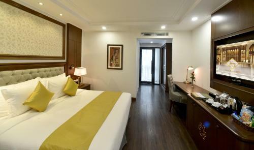 Garco Dragon Hotel 2