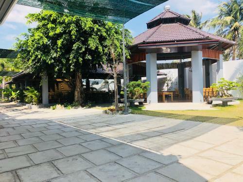 Trieu Khang Hotel
