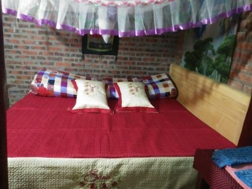 A De Homestay