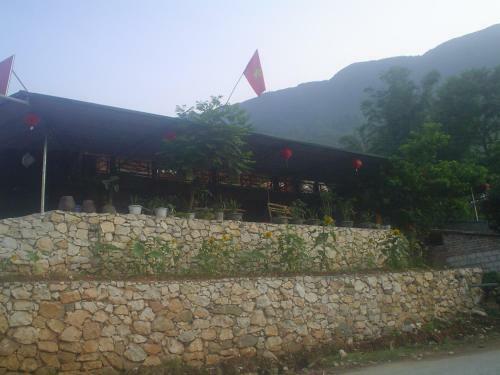 A De Homestay