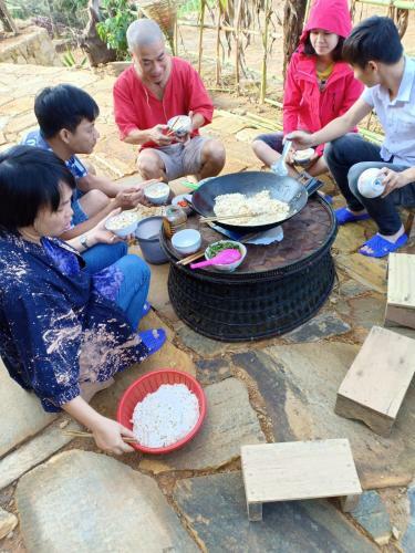 Bed & Breakfast Discover Y Ty Homestay