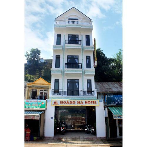 Hoang Ha Hotel