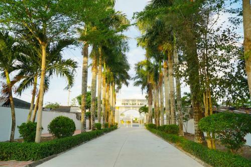 Dream Palace Hotel