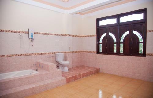 Dream Palace Hotel
