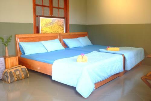 Yellow Farm Homestay