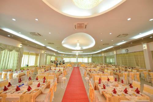 Hoa Binh 1 Hotel