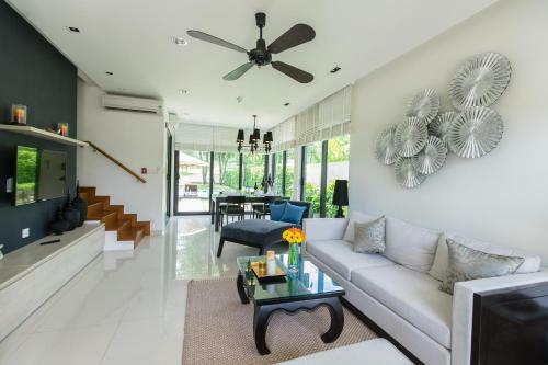 Villa Laguna Park Homes Lang Co