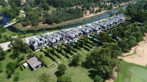 Villa Laguna Park Homes Lang Co