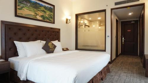 Phoenix Hotel
