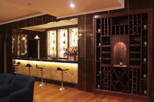 Phoenix Hotel