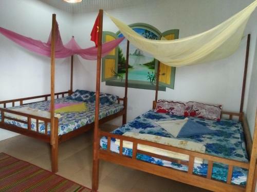 Hostal Happy Family Guesthouse