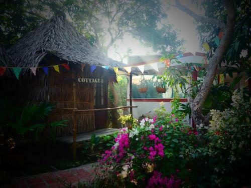 Hostal Happy Family Guesthouse