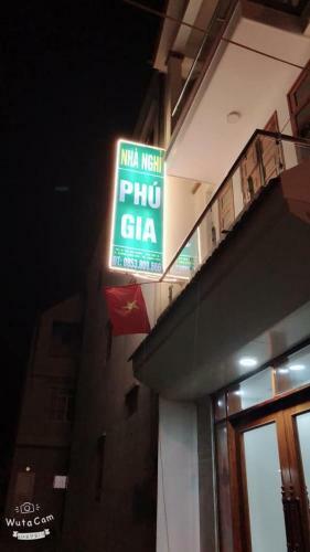 Bed & Breakfast Nha Nghi Phu Gia