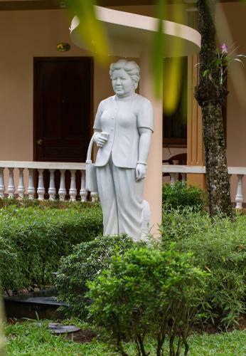 Hotel Kim Hoa Resort