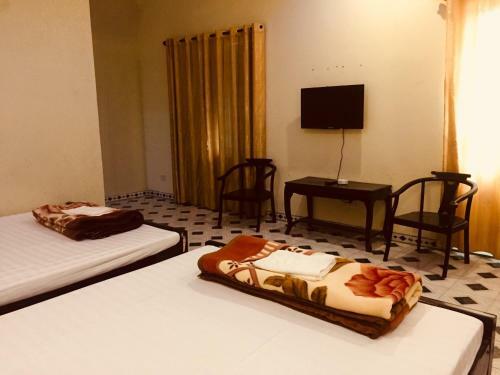 Hotel Kh�ch S?n Quang Anh